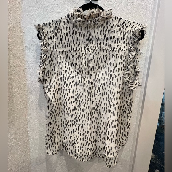 7 FOR ALL MANKIND Sleeveless Top With Ruffles in Snow Leopard/Black & White-Med - Picture 5 of 11